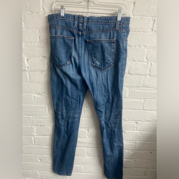 Ripped knee jeans - Picture 2 of 5